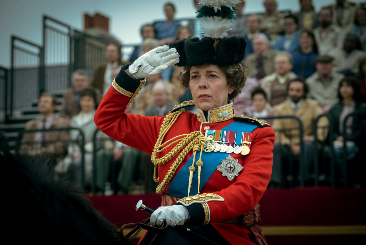 ร่วมรำลึก Queen Elizabeth II ผ่านซีรีส์ The Crown เพื่อชาติ-ราชวงศ์-ครอบครัว