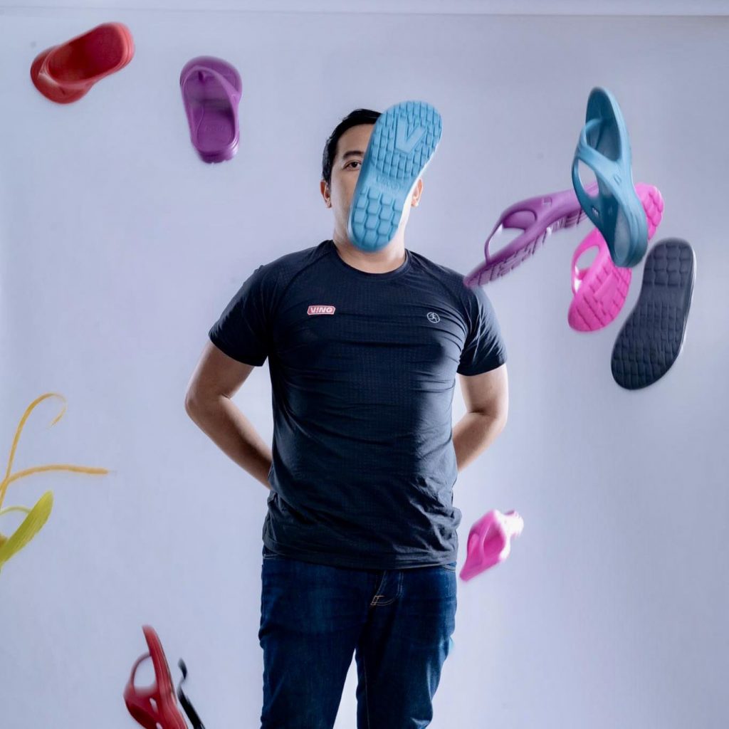 “V-ing” รองเท้าแตะวิ่งแบรนด์แรกของไทย ถูกใจนักวิ่งเบื่อรองเท้าผ้าใบ