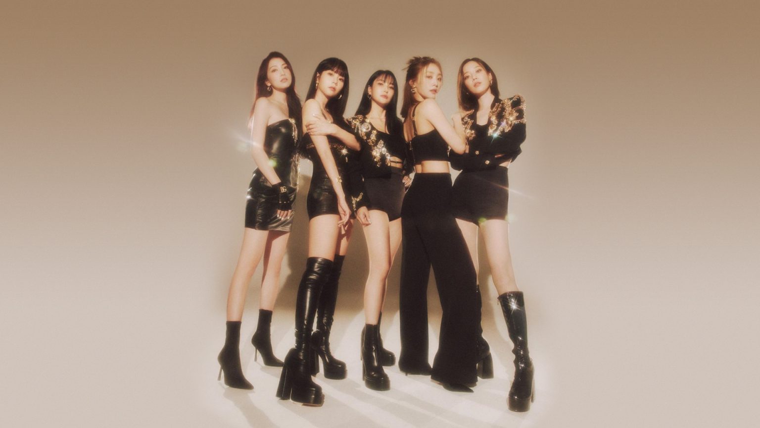 “KARA” เกิร์ลกรุ๊ปเจนสอง กับการคัมแบคฉลองครบรอบ 15 ปี