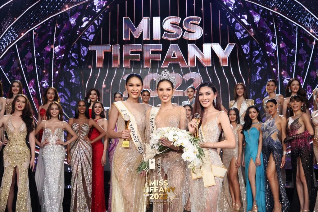 กวาง อริสรา การกล้า  Miss Tiffany Universe 2022 พร้อมรองทั้ง 2 