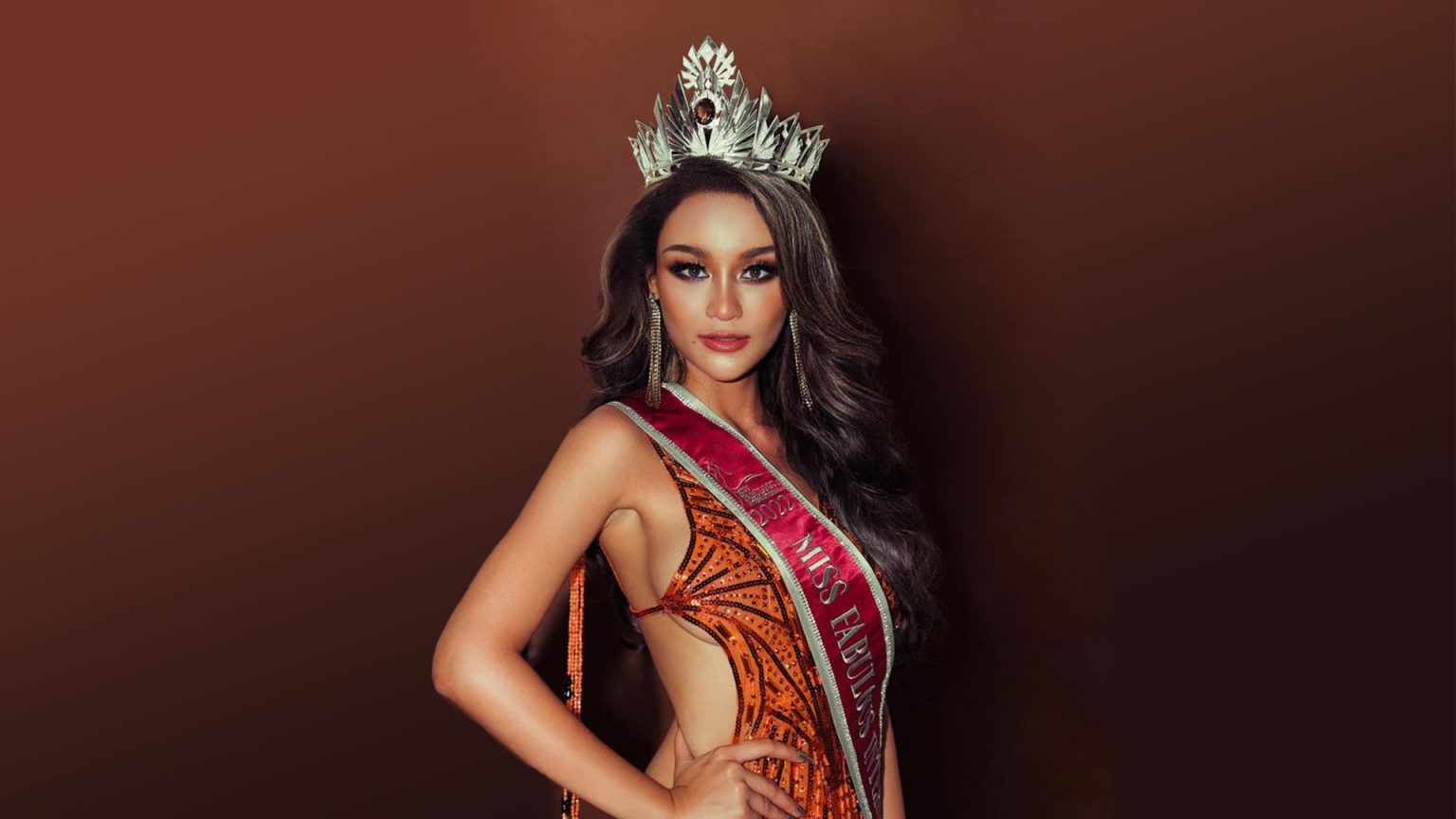 จากนางรองสู่ Miss Fabulous อินเตอร์ฯ คนแรกของไทย “ขิง ชุติกาญจน์ สุวรรณโคตร”