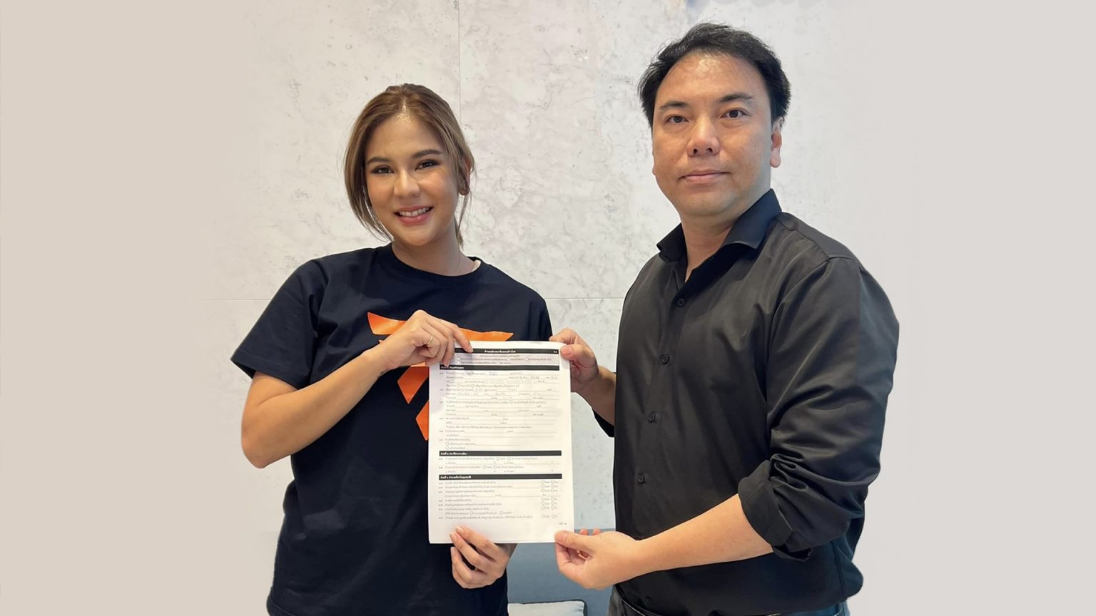 “หมิว สิริลภัส” จากดารา Call Out สู่สนามการเมืองเต็มตัว ในฐานะว่าที่ผู้สมัคร ส.ส.ก้าวไกล