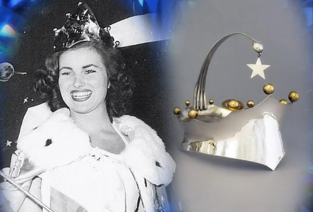 คริสตียาน มาร์แตล มิสยูนิเวิร์ส 1953 กับมงกุฎ The Christiane Martel Crown