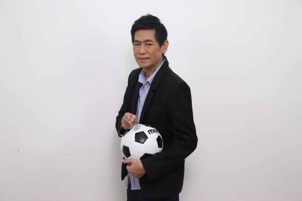 "โค้ชตุ้ม" รังสิวุฒิ ชโลปถัมภ์ อดีตนักฟุตบอลทีมชาติไทย