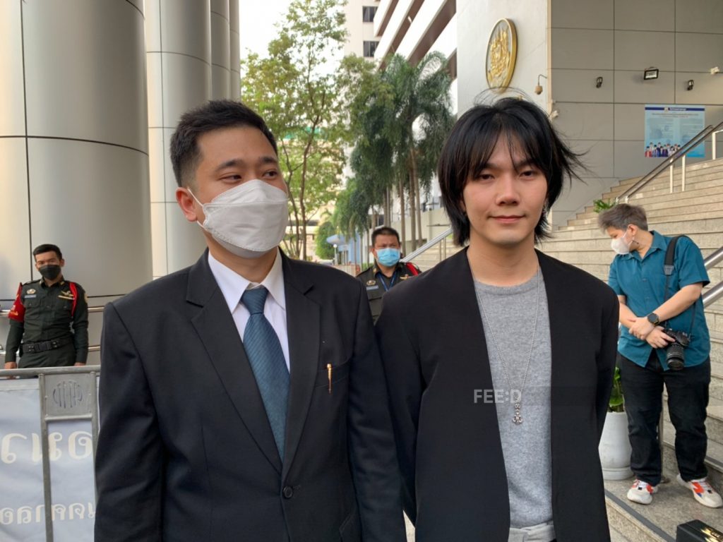 “บิว จักรพันธ์” ควงทนายร้องศาล ปมถูกอดีตแฟนเก่าแฉเสียชื่อเสียง