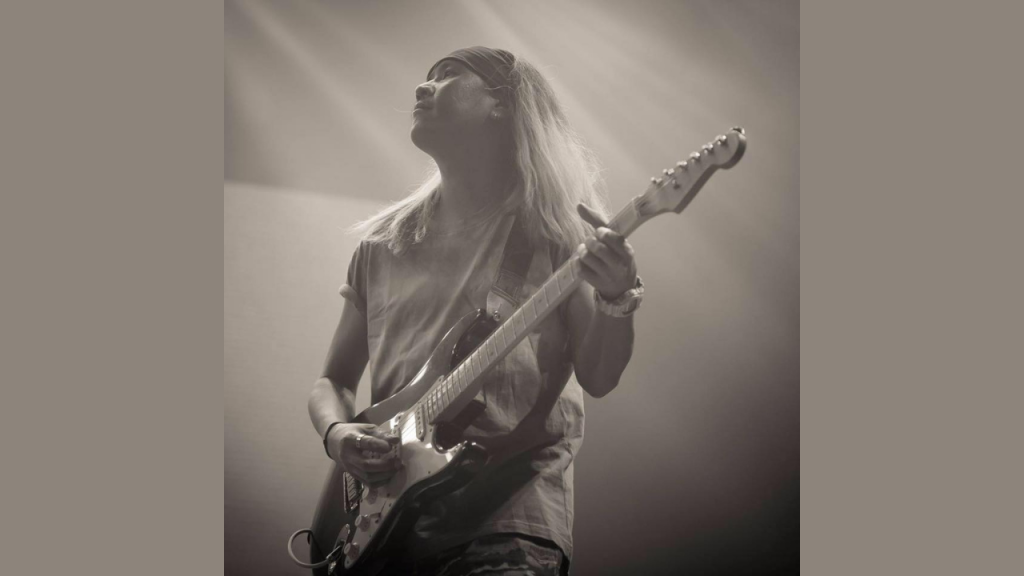 รำลึกถึง “โต้ง-มณเฑียร แก้วกำเนิด” ผ่าน 10 บทเพลงสุดไพเราะ ที่เขาร่วมแต่ง ไว้อาลัย "มณเฑียร แก้วกำเนิด" Montien Tong Kaewgamnoed