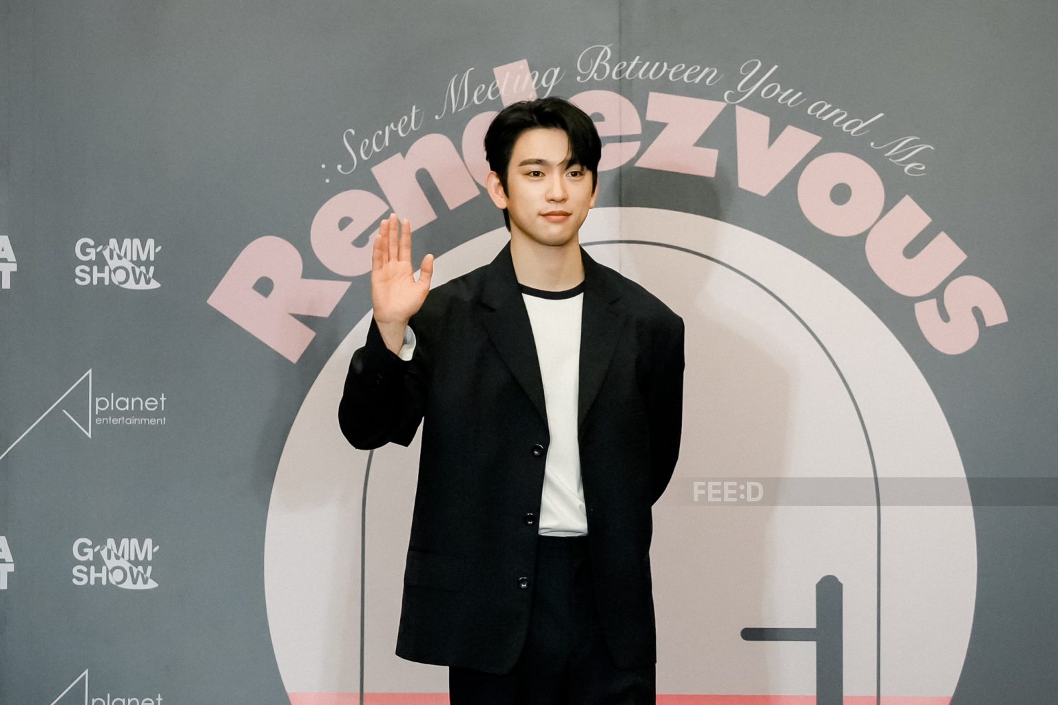 “พัคจินยอง” ขอโทษให้แฟนๆ รอนาน เตรียมเซอร์ไพรส์คอนเสิร์ตเย็นนี้