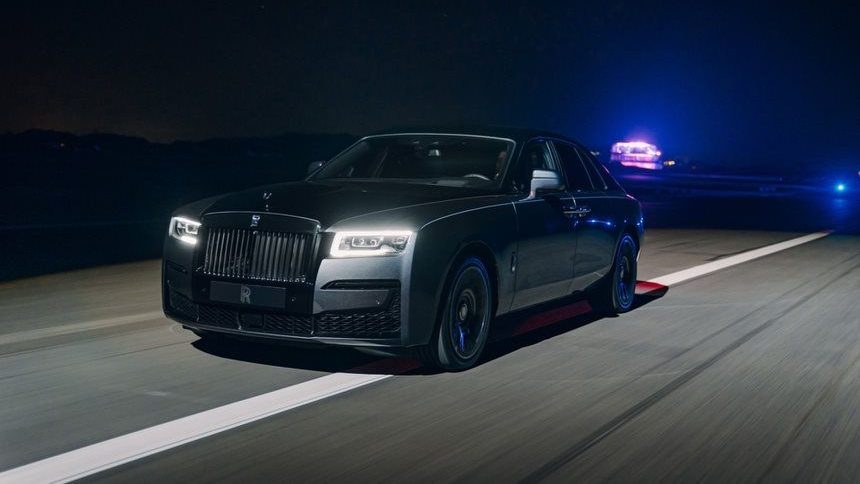 "Rolls-Royce Black Badge Ghost"