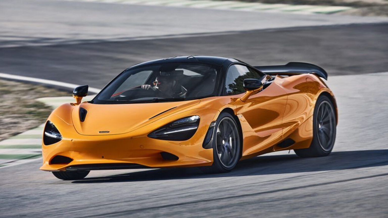เปิดตัว McLaren 750S โหดดุดันกับเครื่องยนต์ V8 750 แรงม้า