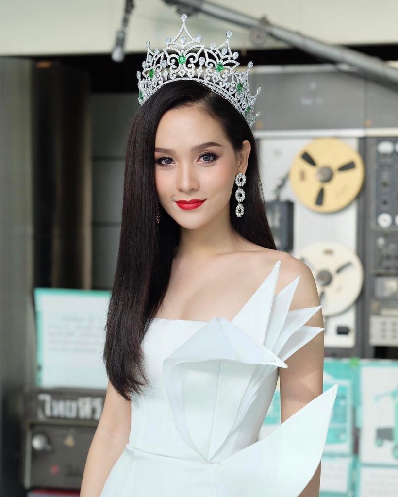 โม จิรัชยา ศิริมงคลนาวิน Miss International Queen 2017