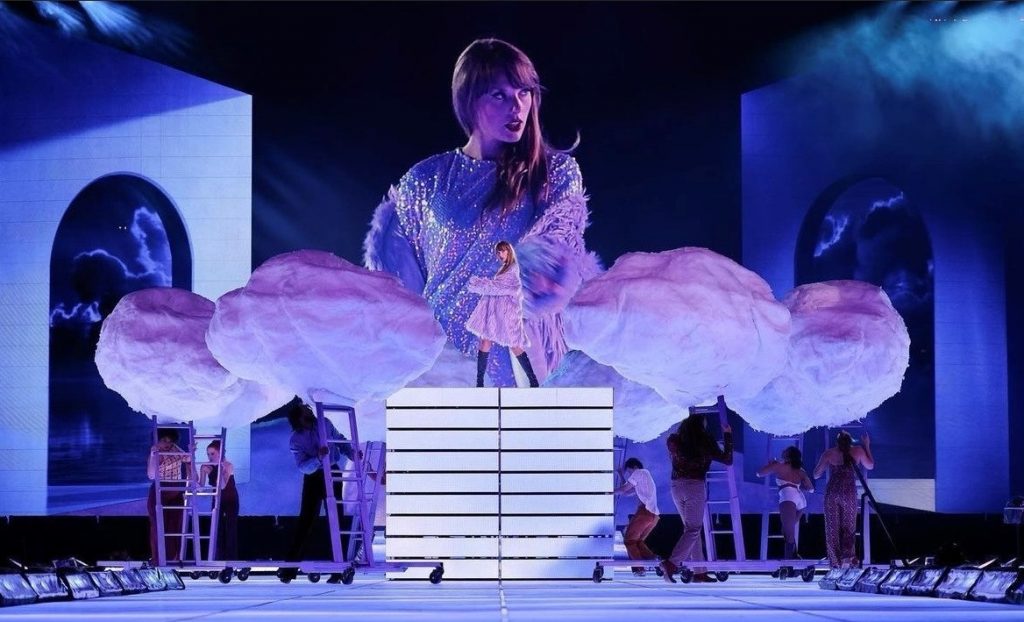 คอนเสิร์ต ‘เทย์เลอร์ สวิฟต์’ กระโดดสุดมัน เทียบเท่าแผ่นดินไหว 2.3 แมกนิจูด