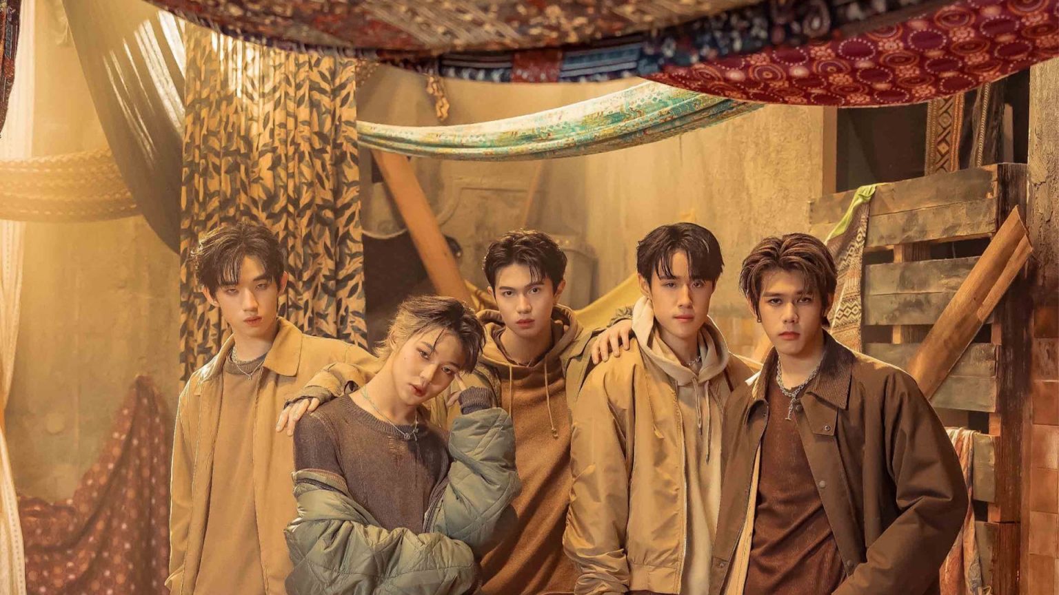 5 หนุ่ม “LYKN” โตขึ้นอีกหนึ่งสเต็ปคัมแบ็กปล่อยซิงเกิลที่สอง “UMM UMM”