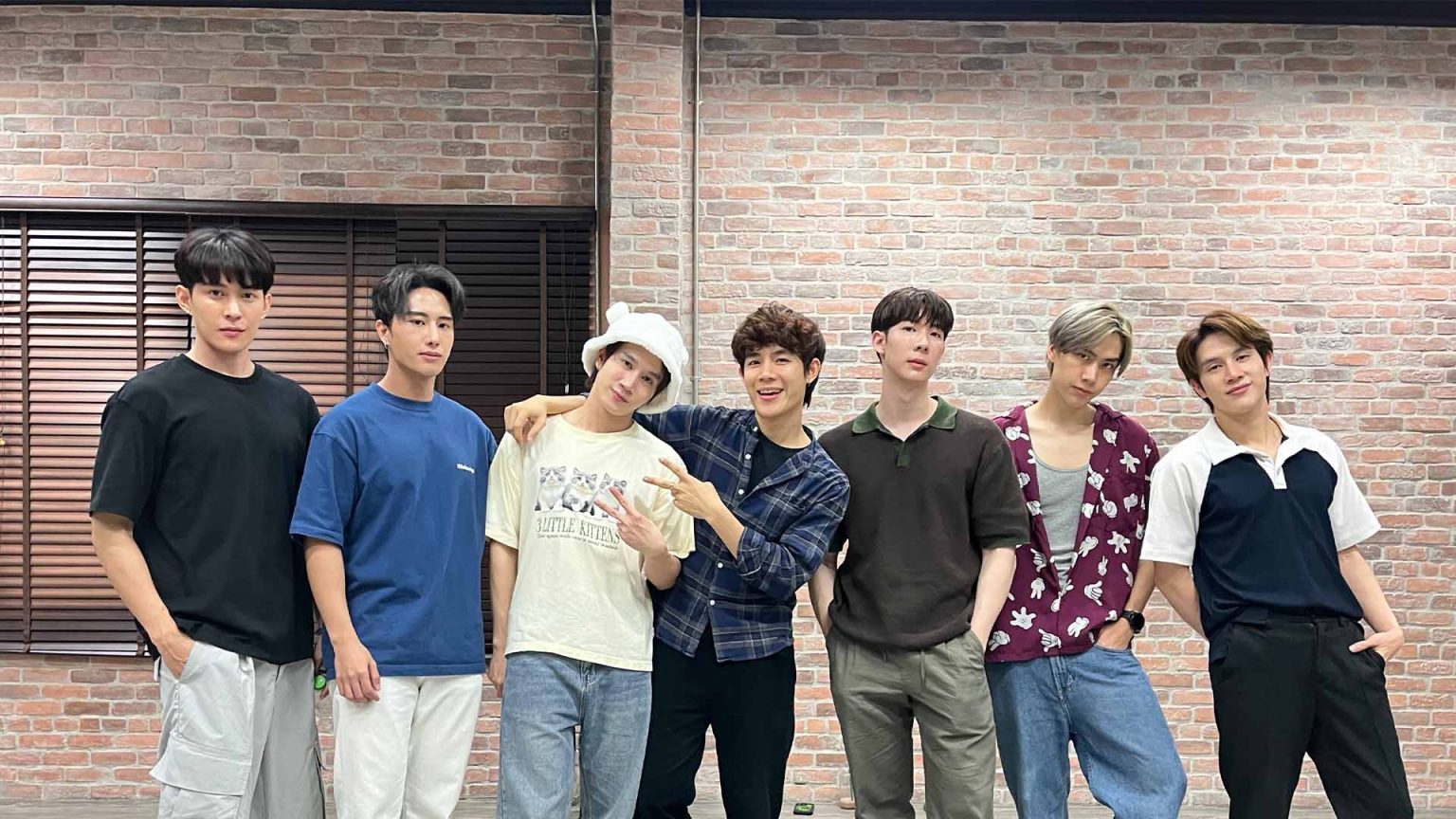 7MOMENT บอยแบนด์น้องใหม่วงการ T-POP ชวนฟังซิงเกิลเดบิวต์ “พอดีที่ดีพอ”