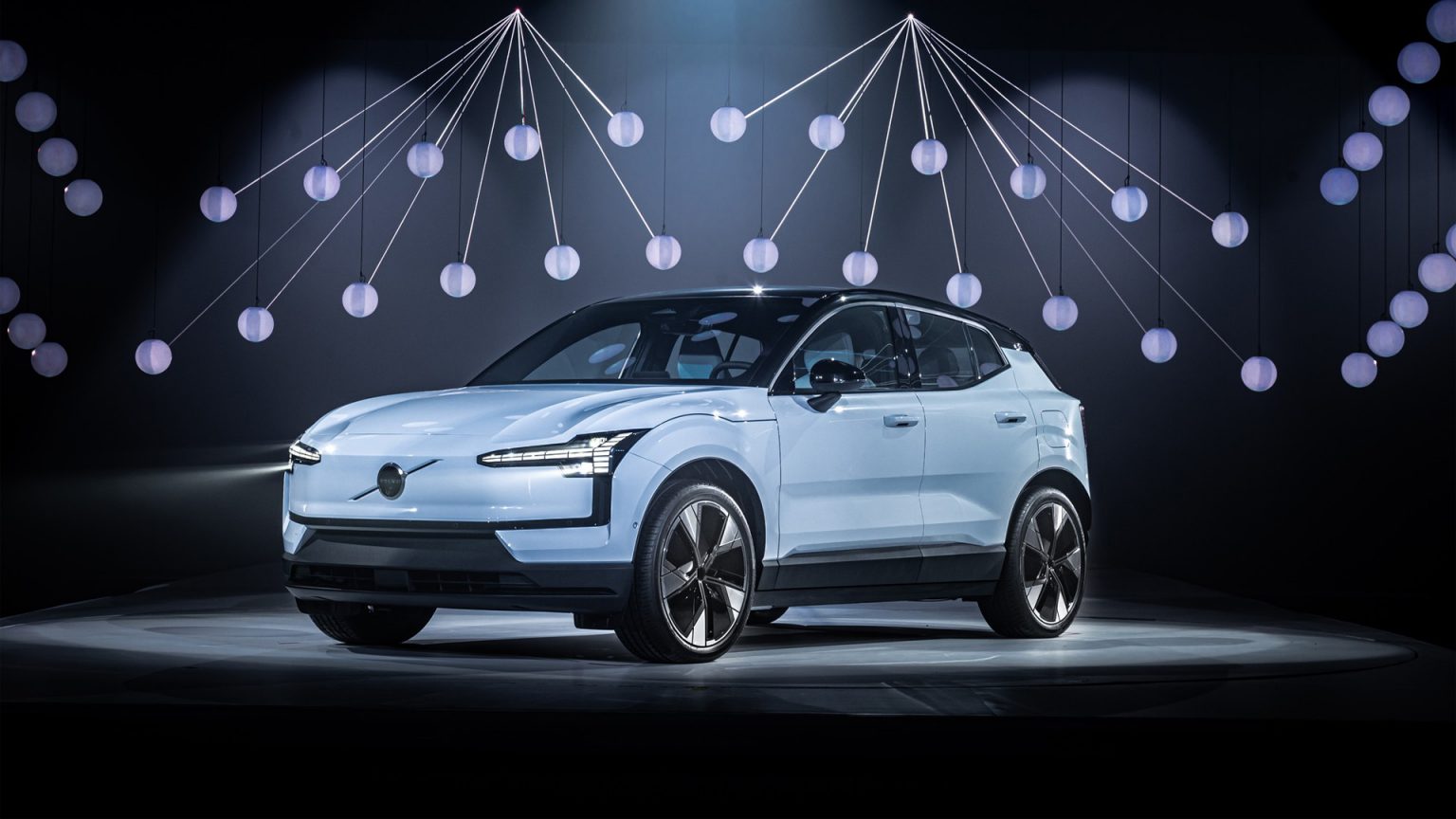 All NEW Volvo EX30 เอสยูวีไฟฟ้าขนาดเล็ก วิ่งไกล ราคาก็โดน