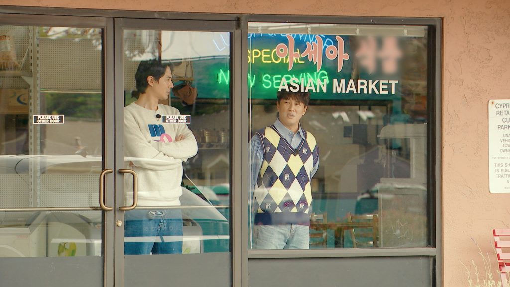 ชาแทฮยอน-โจอินซอง ชวนคุณมาช้อปความเฮฮาใน Unexpected Business in California