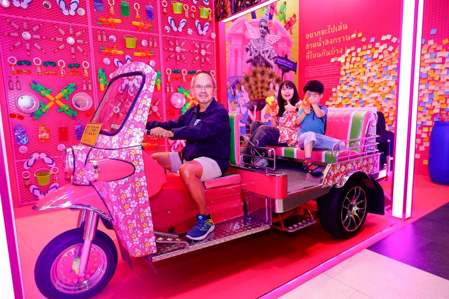 สุดฮิต นิทรรศการ “สงกรานต์ พราวเวอร์” ในงานสัปดาห์หนังสือฯ