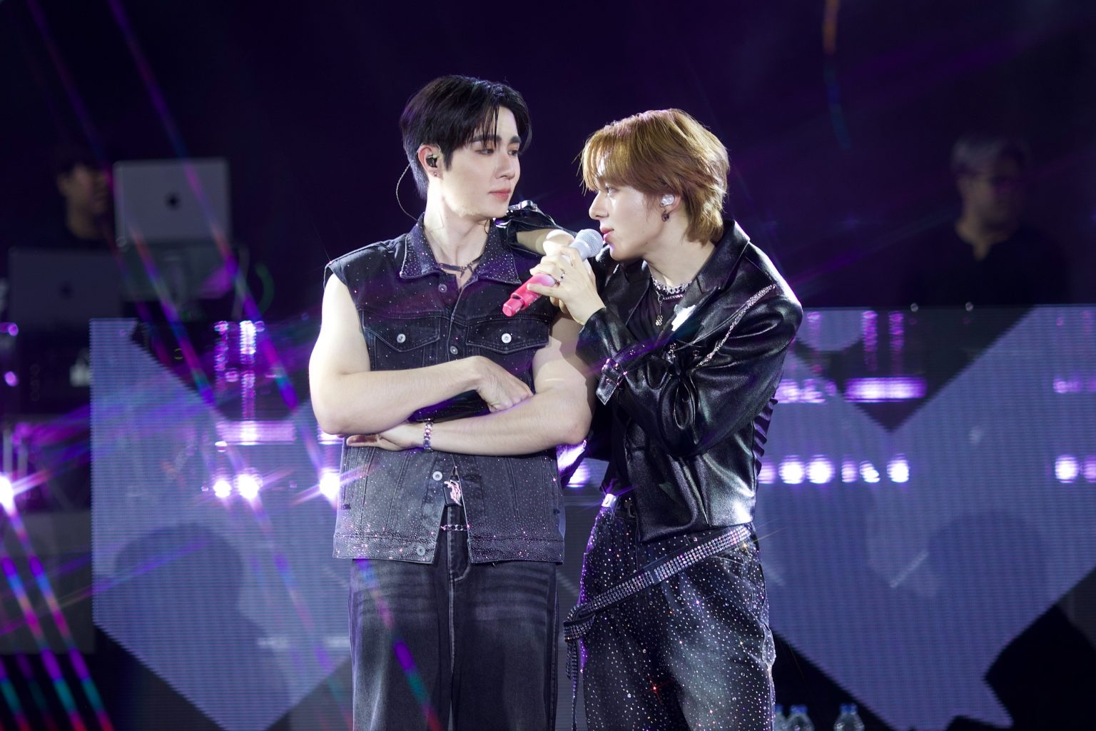 สยามพารากอนจัดเต็มต่อเนื่อง ชวนคู่จิ้นสุดฮอต “ซี- นุนิว” แจกความฟินให้แฟนๆ แบบใกล้ชิด