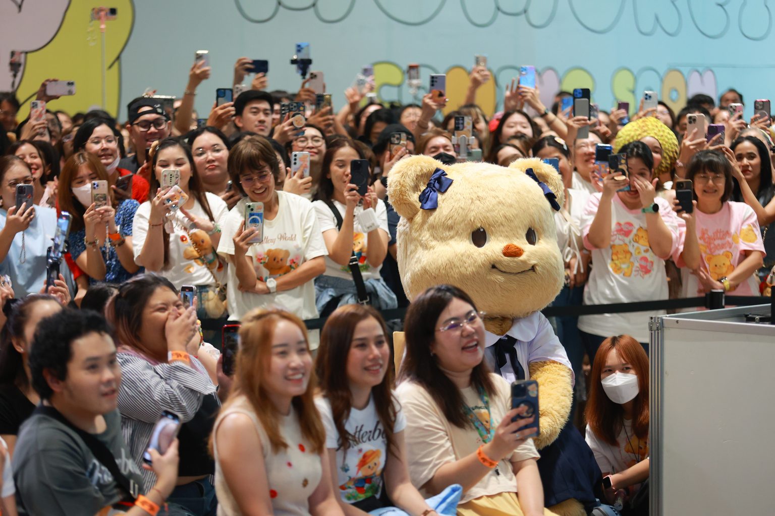 มัดรวมโมเม้นต์สุดคิ้วท์ เปิดตัวซิงเกิลใหม่ “น้องเนย” ชวนมัมหมี พ่อหมี ชมมิวสิควิดีโอ “กอดอุ่น” พร้อมกันที่แรก