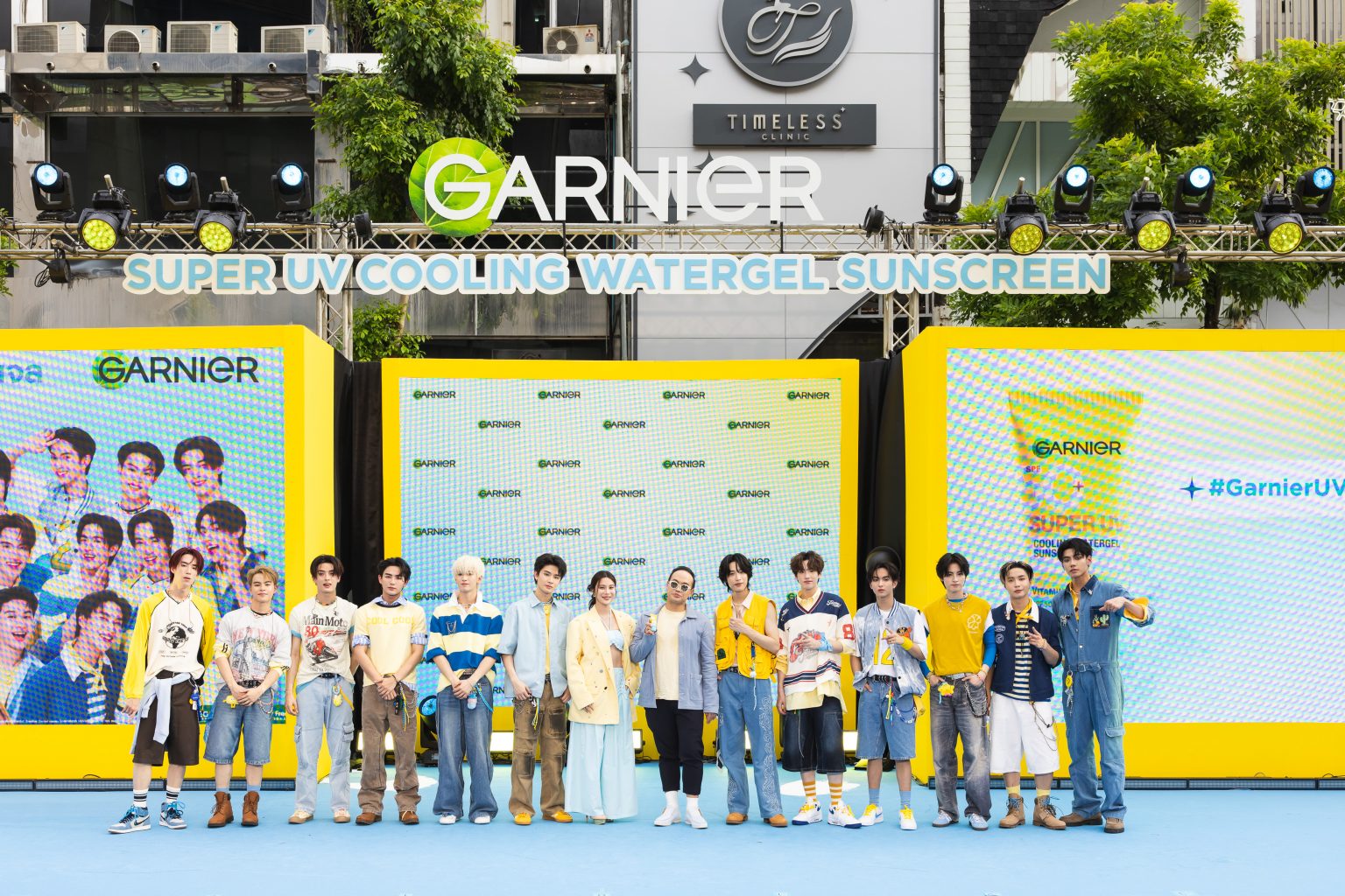 เก้า – BUS แชร์ไอเทมท้าแดด อวด Garnier Super UV Cooling Watergel Sunscreen กันแดดติดแอร์ตัวใหม่ ส่งความเย็นกลางสยาม