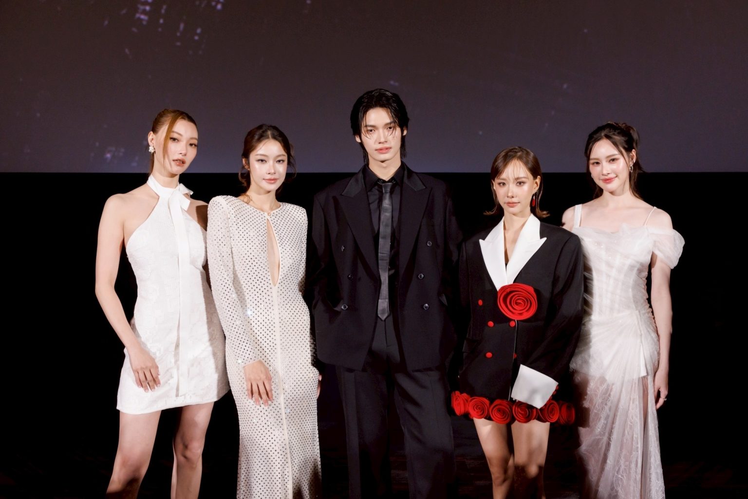 “วิน-เต้ย” นำทีมเปิดปมปริศนาความเชื่อลึกลับ ดูตอนแรกซีรีส์ “บุหงาหมื่นภมร ENIGMA BLACK STAGE”