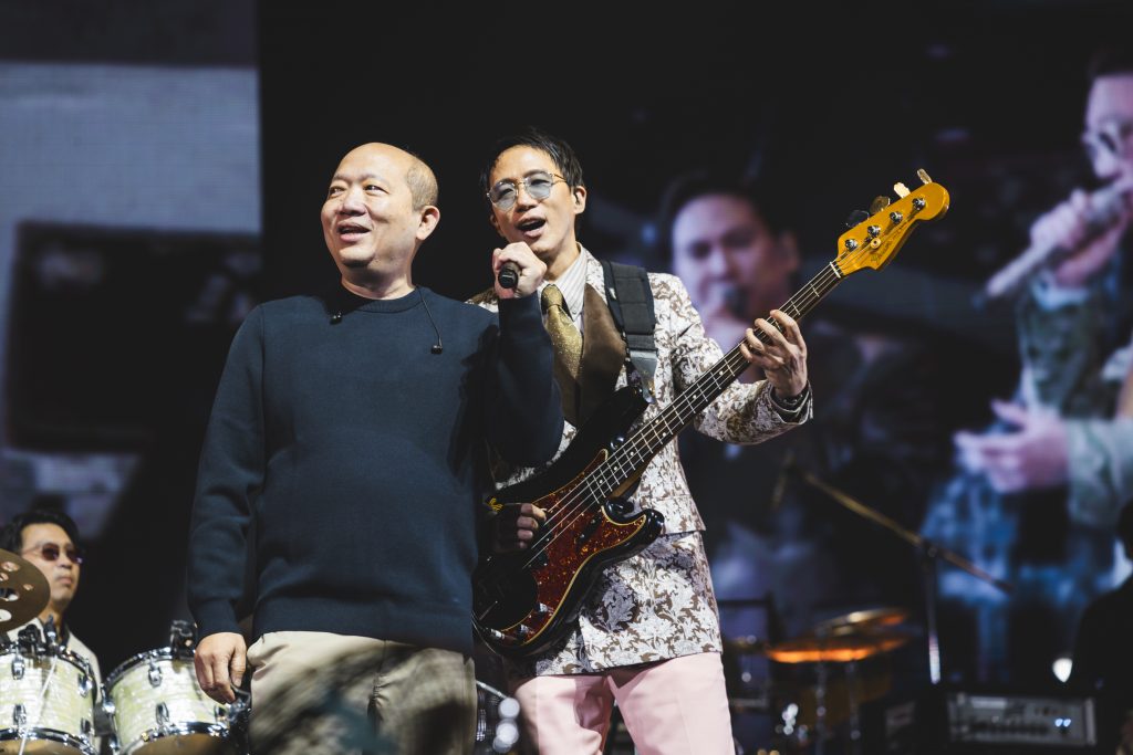 GROOVE RIDERS RETURN OF THE GROOVE CONCERT