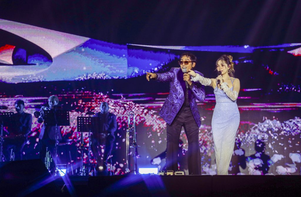 JAZZ ME TO THE MOON CONCERT