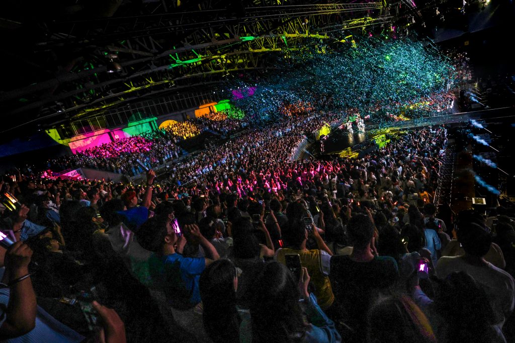 2025 LE SSERAFIM TOUR ‘EASY CRAZY HOT’ IN BANGKOK