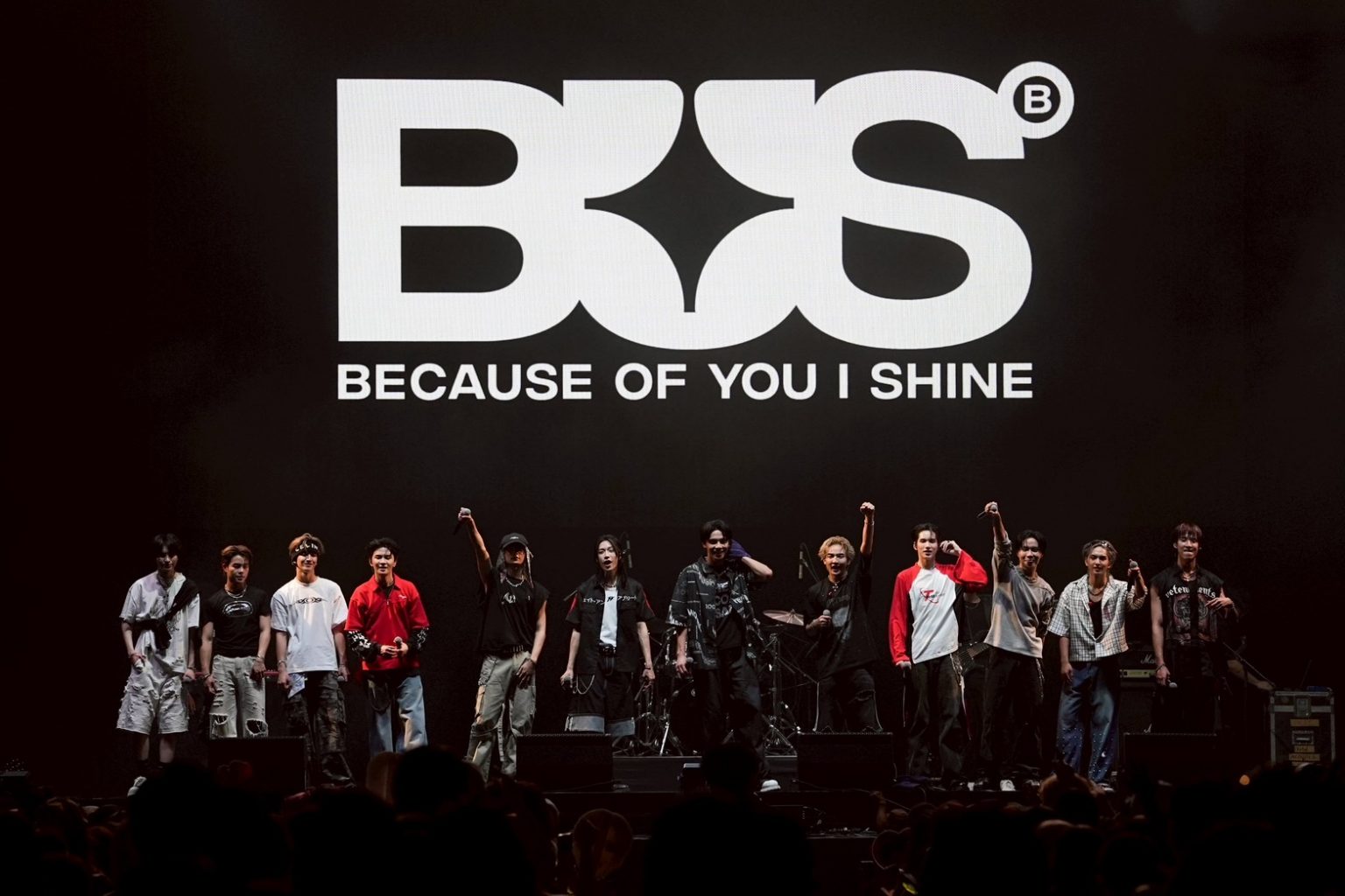 BUS because of you i shine เปิดศักราชญี่ปุ่น! จัดแฟนมีตในต่างประเทศครั้งแรก