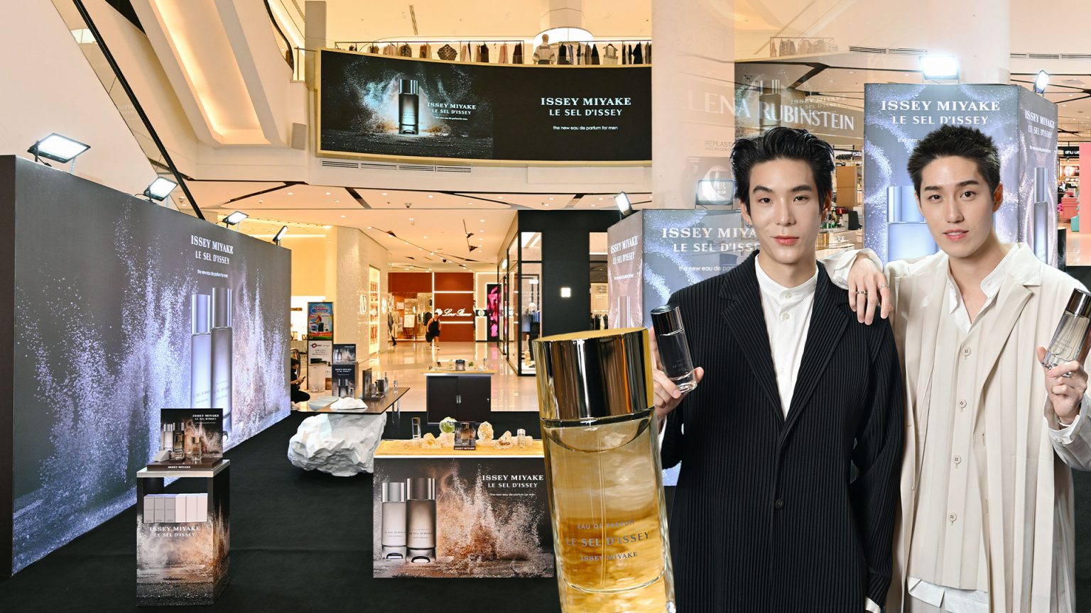 “ต่อ-ธนภพ” และ “เจเจ-กฤษณภูมิ” ร่วมถ่ายทอดกลิ่นหอมใหม่ LE SEL D’ISSEY EAU DE PARFUM