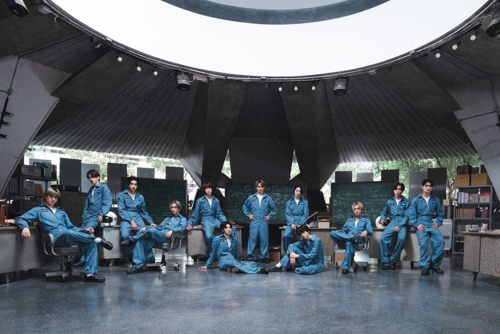 BUS because of you i shine