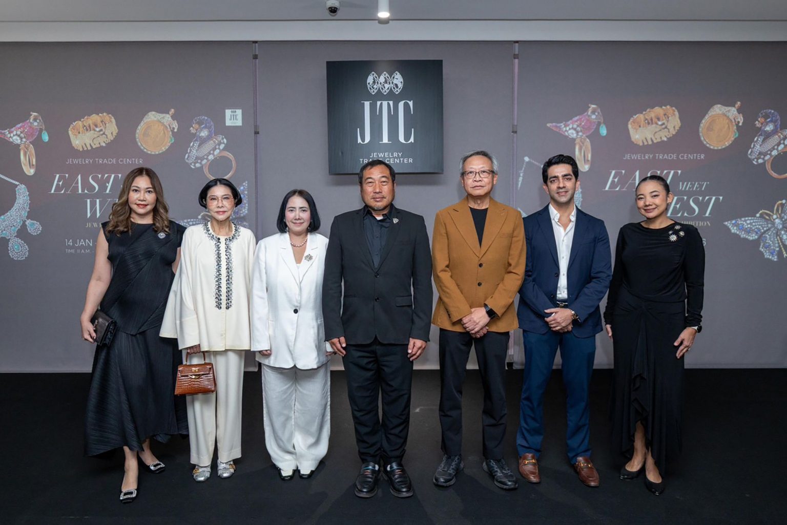 นิทรรศการ EAST MEET WEST Jewelry Exhibition เผยเครื่องประดับประวัติศาสตร์