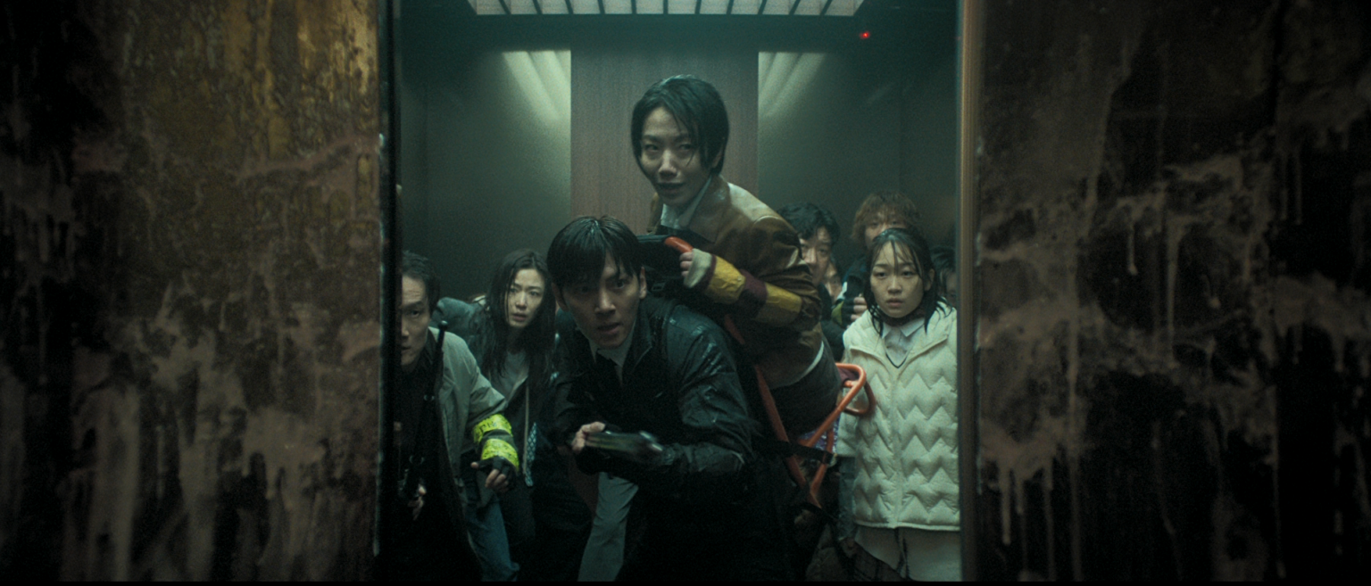 เชื้อนรกวิวัฒน์ไปอีกขั้น เปลี่ยนทั้งตึกเป็นนรกปิดตาย สัมผัสความคลั่งขีดสุดในตัวอย่างแรก “Colony”