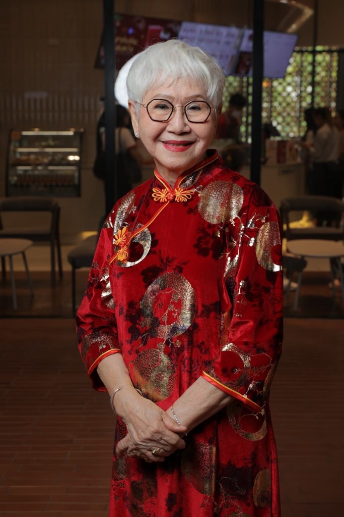 หลานม่า x ชาตรามือ