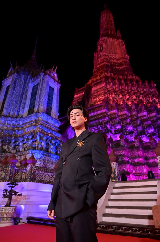 กลัฟ คณาวุฒิ